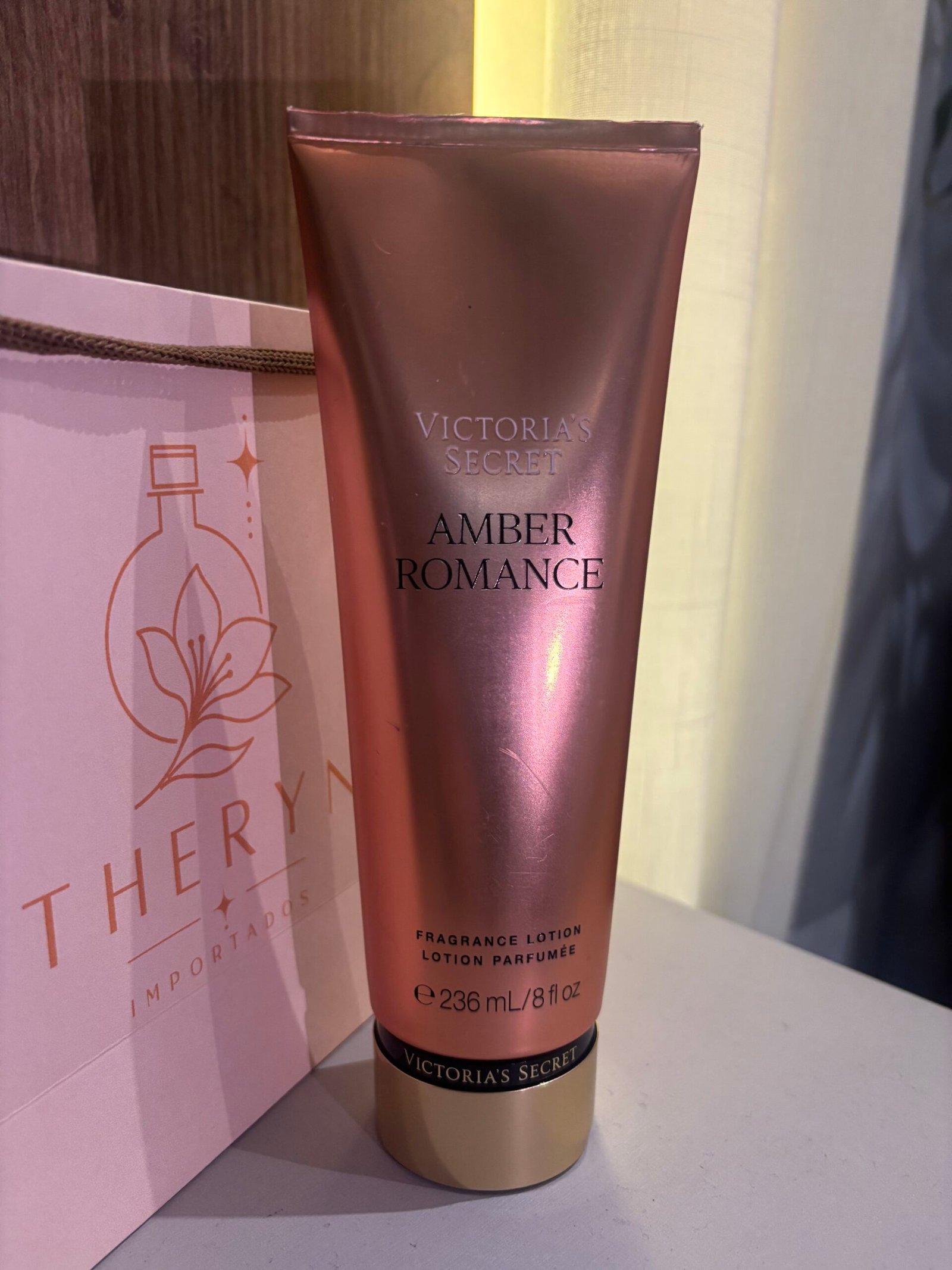Loção Victoria's Secret Amber Romance 236ml
