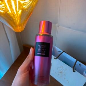 Body Splash Victoria's Velvet Petals Intense 250ml